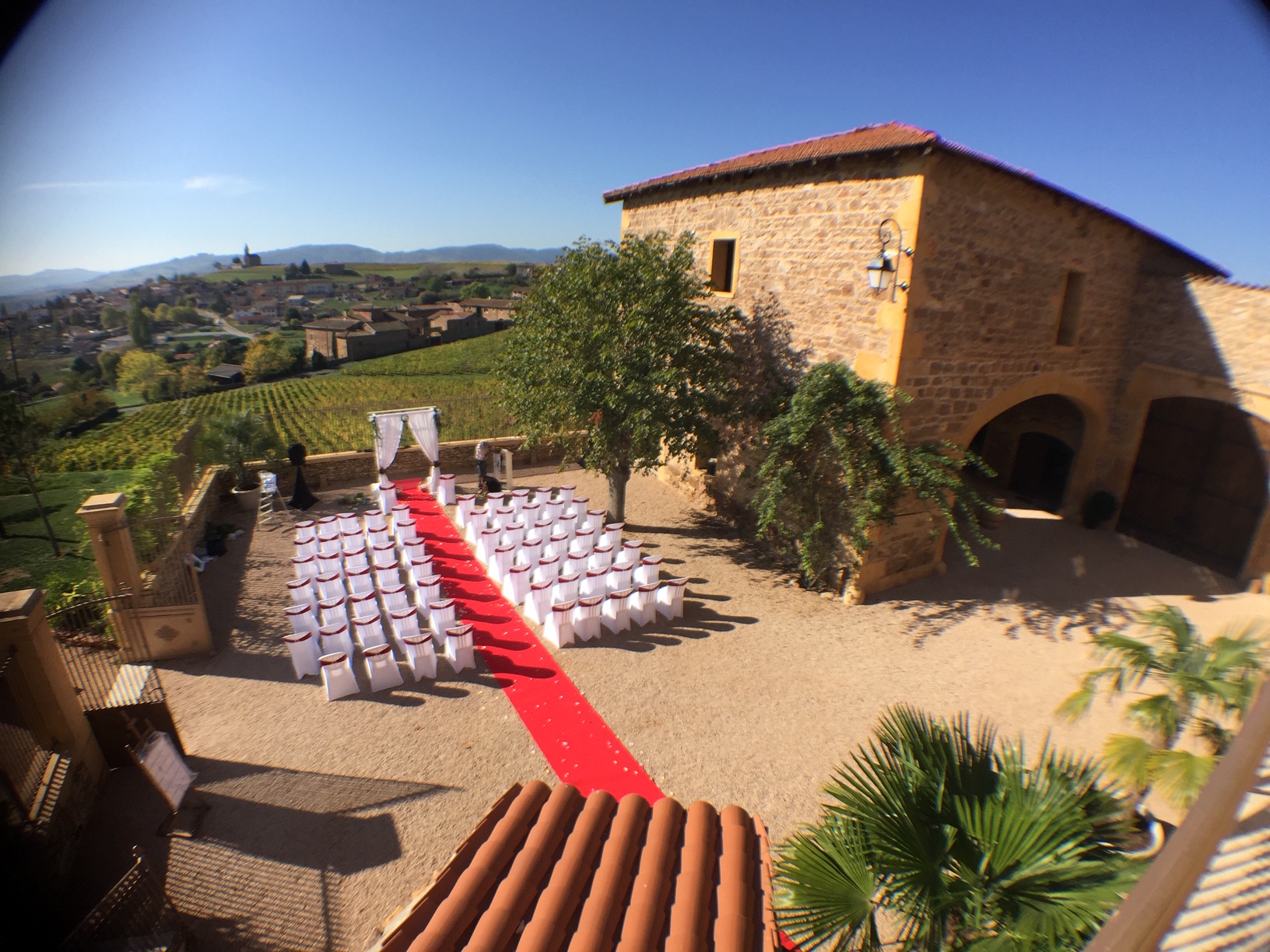 mariage dans le beaujolais