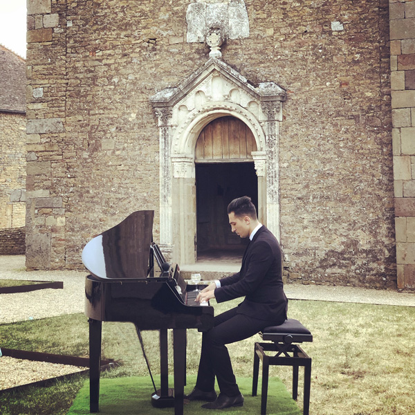 Animation mariage Château de Pierreclos